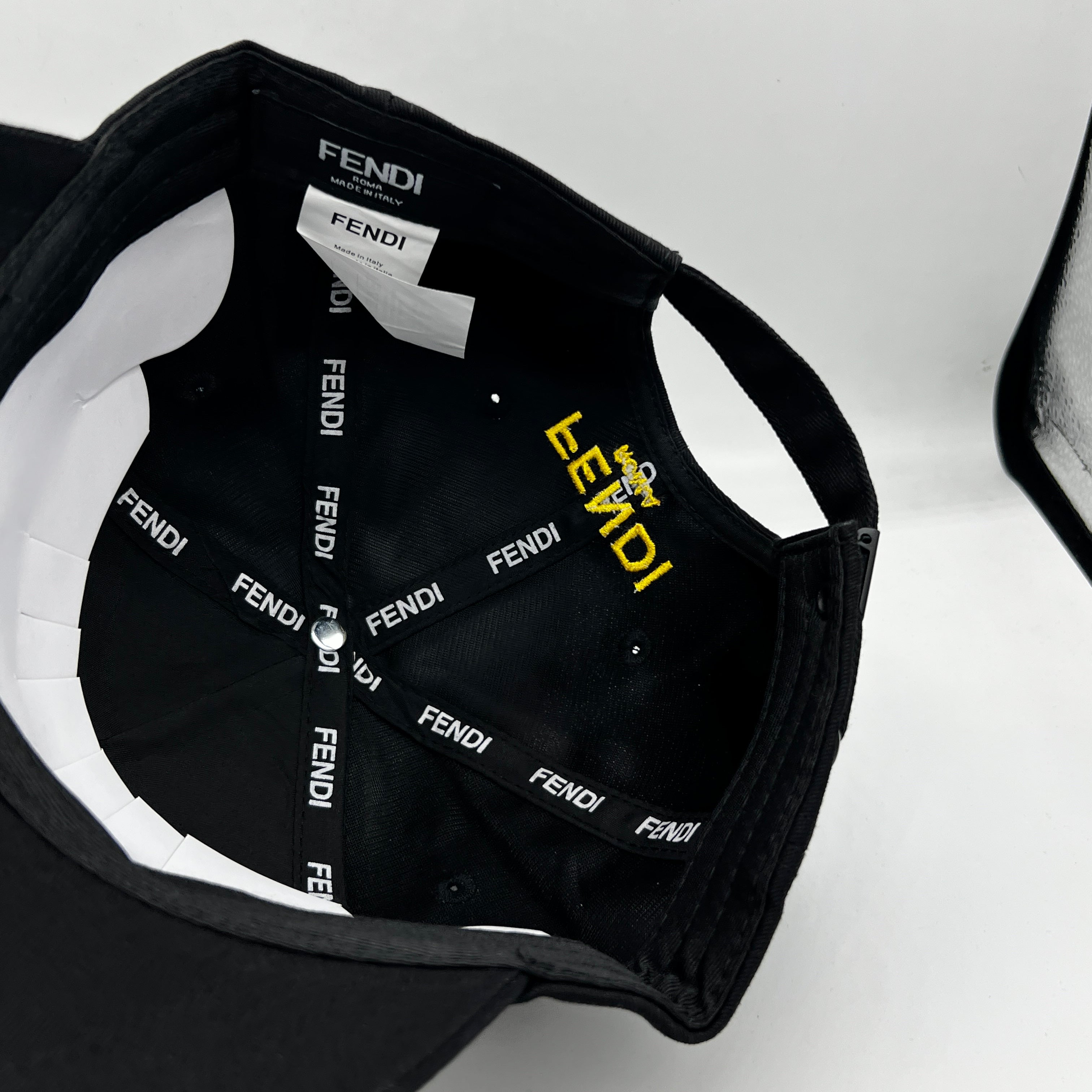BRAND CAP