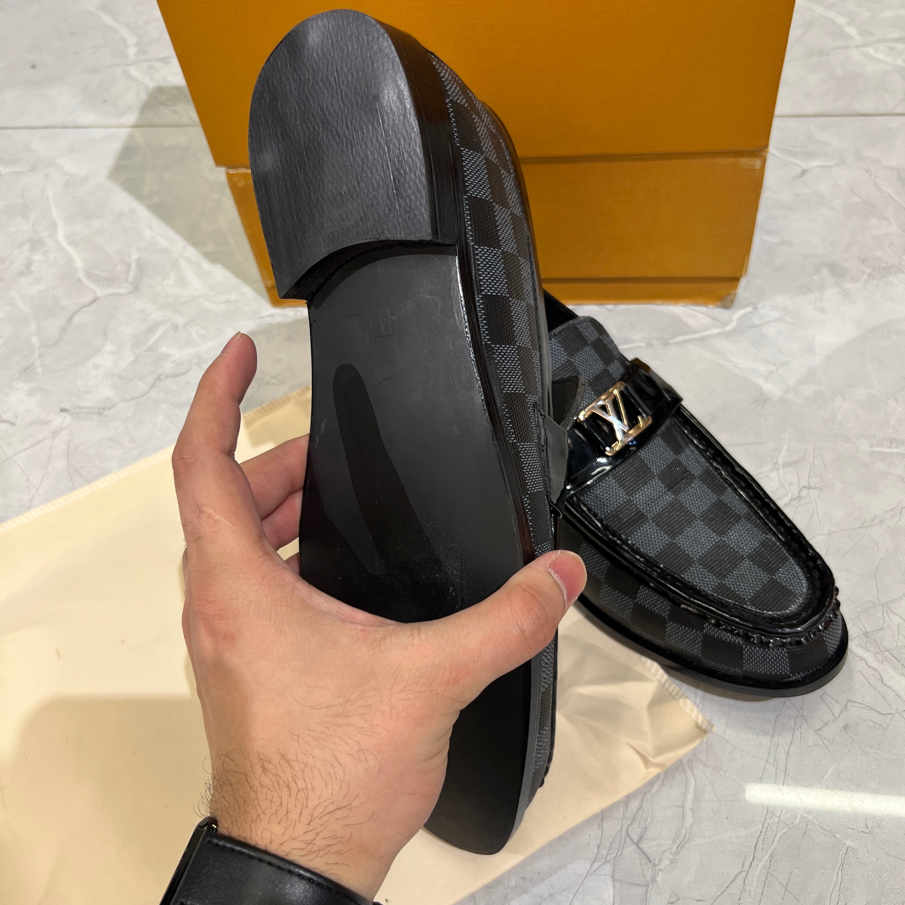 L-V LOAFERS
