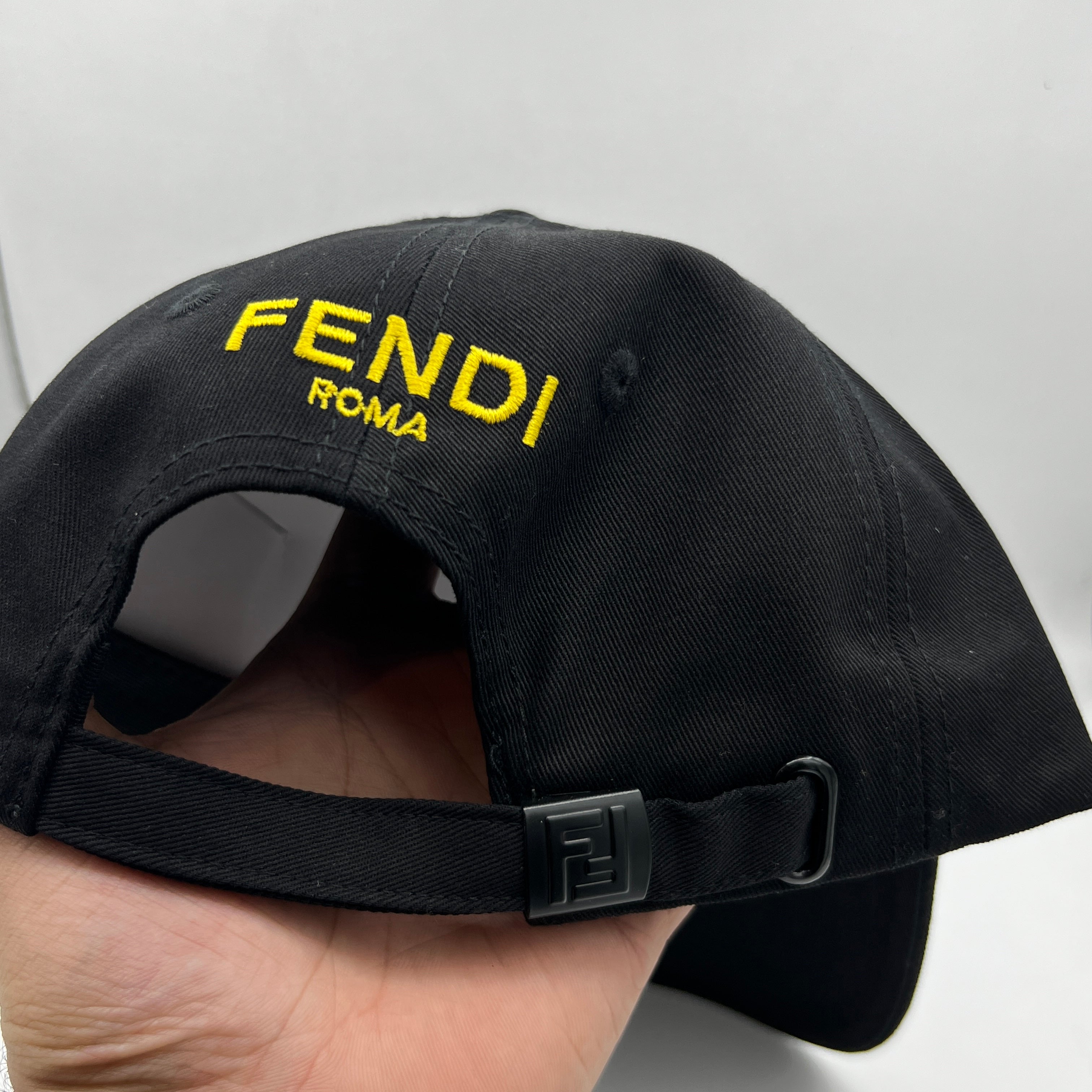 BRAND CAP